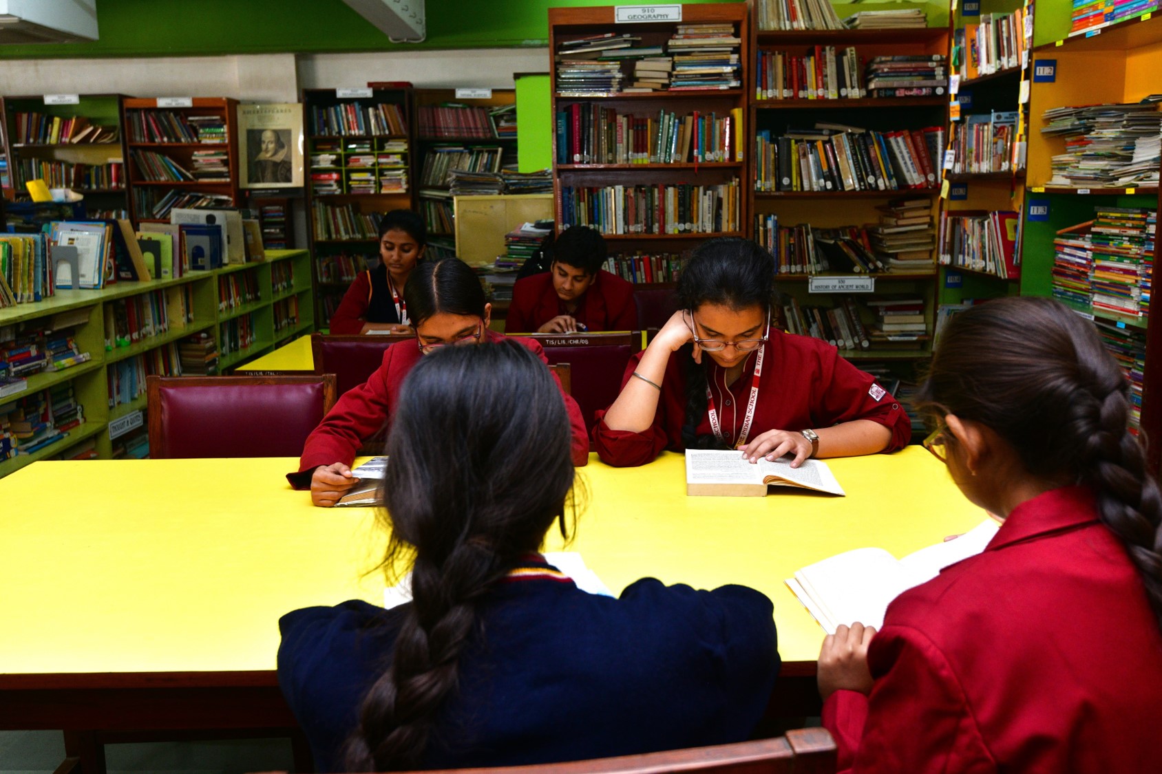 best school in punaichak